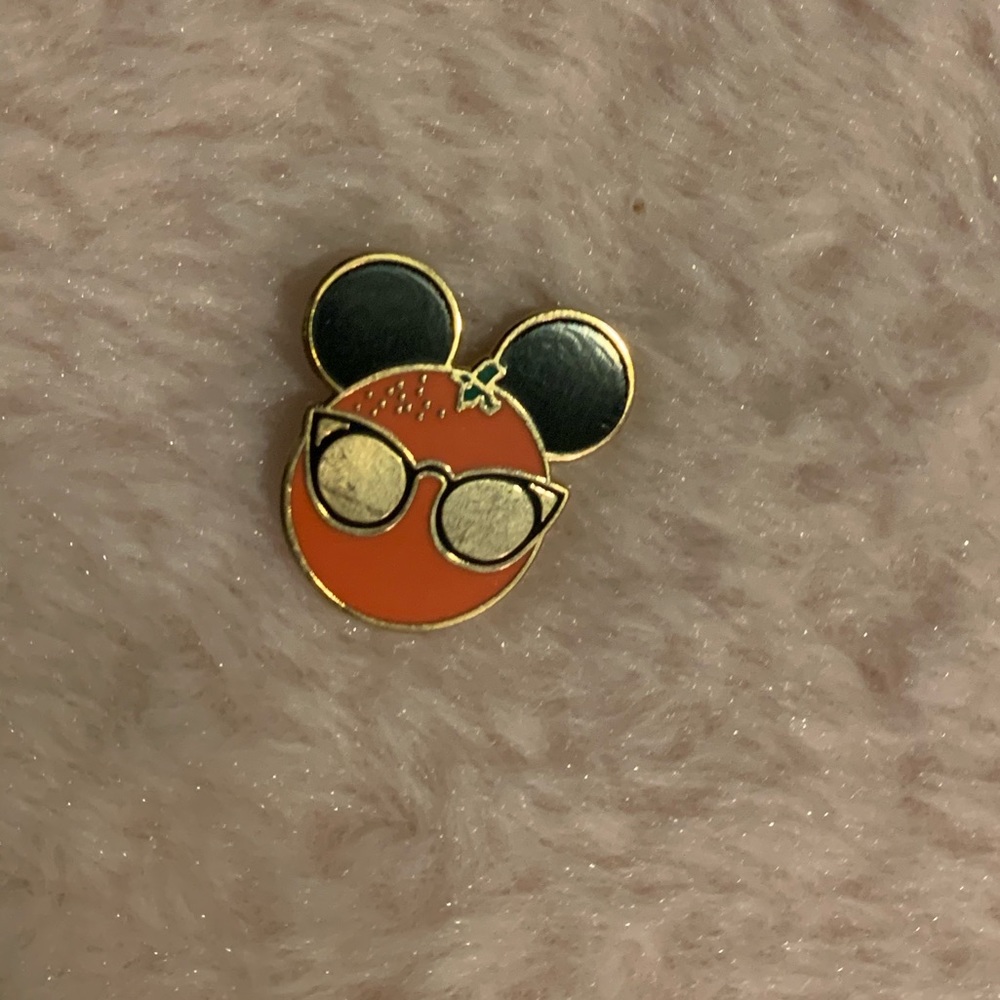 Disney pin